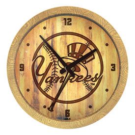 New York Yankees: Branded "Faux" Barrel Top Clock, FNB-MBNYYS-560-02 New York Yankees: Branded "Faux" Barrel Top Clock, FNB-MBNYYS-560-02