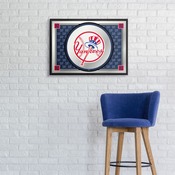 New York Yankees: Team Spirit - Framed Mirrored Wall Sign, AGS-MBNYYS-265-02A