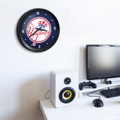 New York Yankees: Ribbed Frame Wall Clock, MBNYYS-530-01