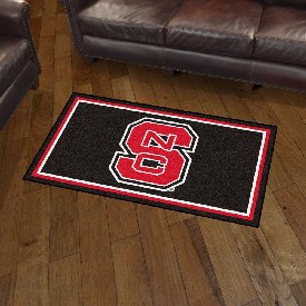 NC State Wolfpack 3ft. x 5ft. Plush Area Rug, NSC Logo, 19749