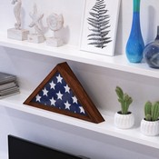 Sheehan Rustic Brown Memorial Flag Display Case - Solid Wood Military Flag Display Case for 9.5 x 5 American Veteran Flag, HFMHD-GDIS-CRE8-602315-GG